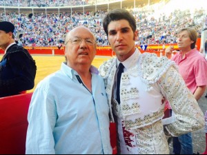 ROGELIO BURNAO CON CAYETANO